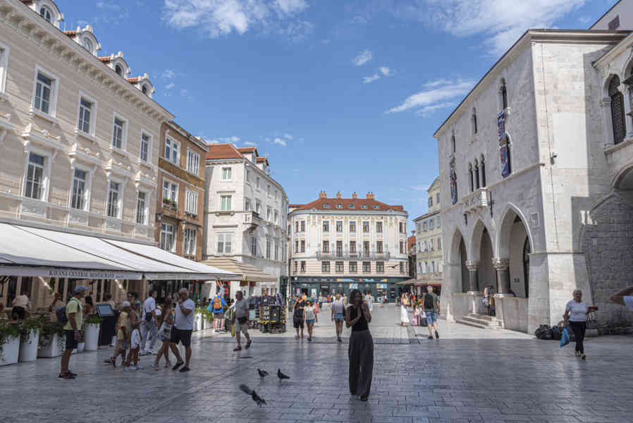 Croacia - Split 41 - palacio de Diocleciano - plaza Narodni